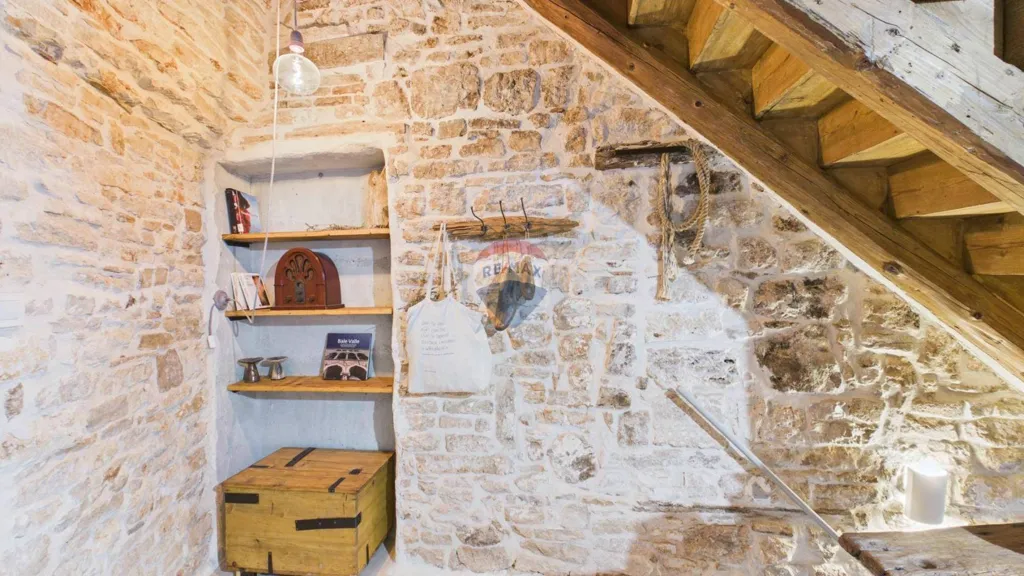 Pièces - Traditional Istrian House with Garden in Bale