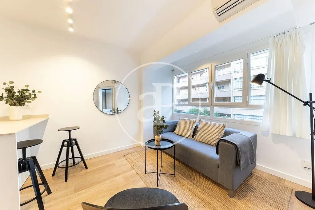 Séjour - Apartment with Balcony in Ponent