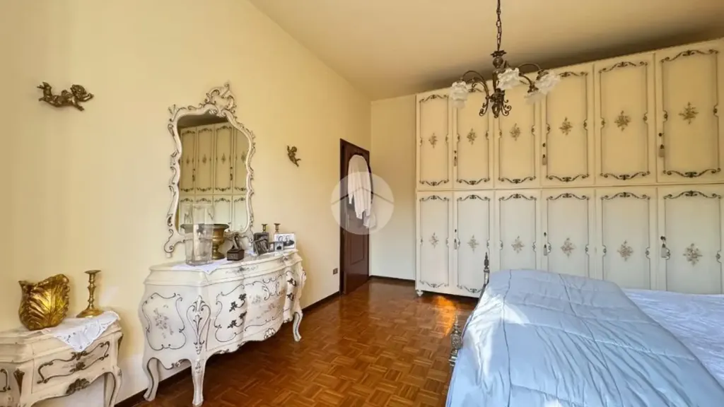 Bedrooms - Terraced Villa with Garden in Marcaria
