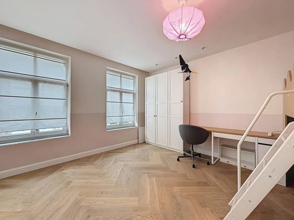 Chambres - Duplex avec Jardin dans le Quartier Louise