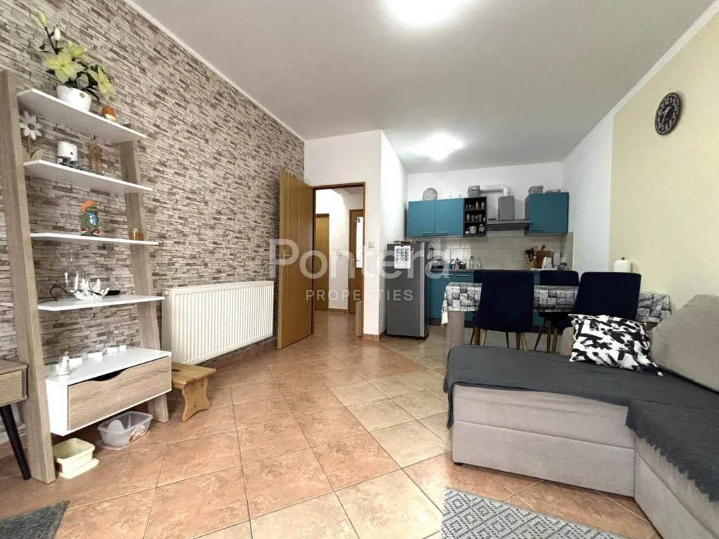 Elutuba - Apartment with Balcony in Fužine