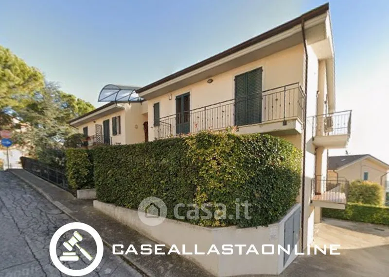 Välivaade - Ground Floor Apartment with Private Courtyard in Monte Urano