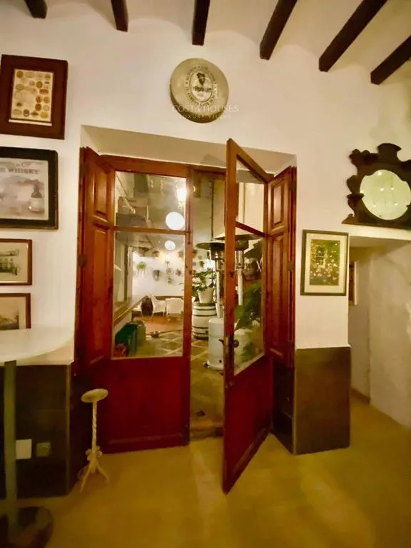 Esik - Historic Boutique Hotel in Jávea's Old Town