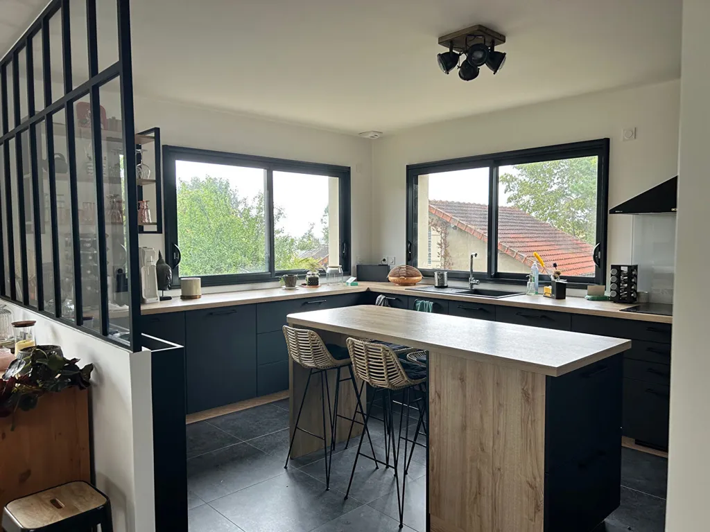 Cuisine - Maison Meublée avec Garage à Mareil Marly