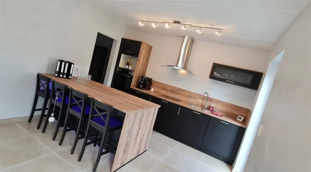 Köök - Energy-Efficient 3-Bedroom House in Baugnies