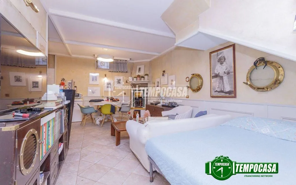 Séjour - Luxury Villa with Private Garden in Opera, Lombardy