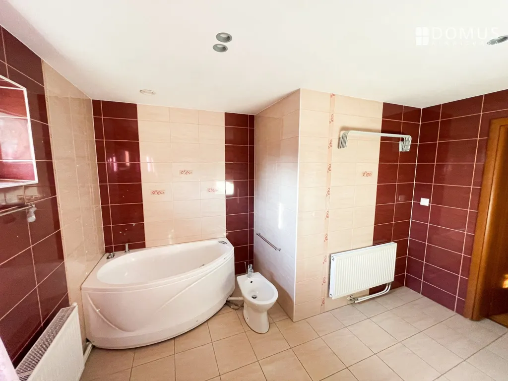 Salles de bain - Spacious Stone House with Garden in Põltsamaa