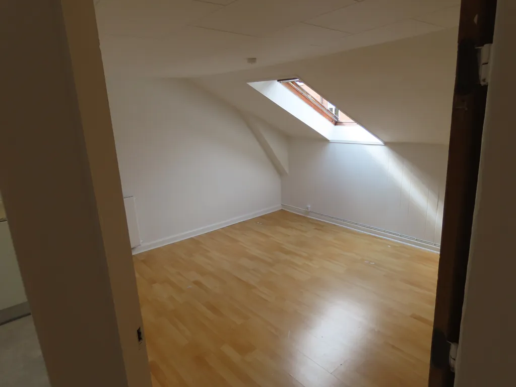 Stanze - Old-Style Flat in Central Location
