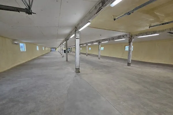 Garage - Local commercial à Rapla vald