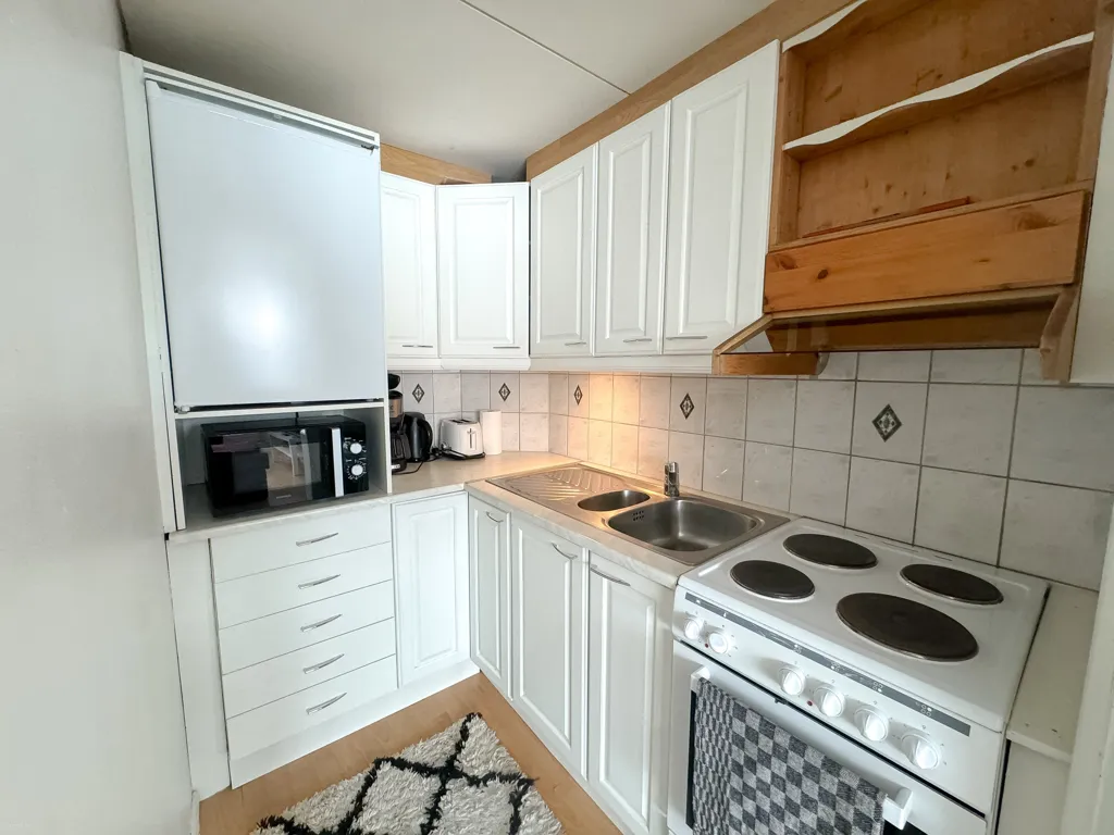 Kitchen - Studio Flat with Modern Furnishings in Rovaniemi