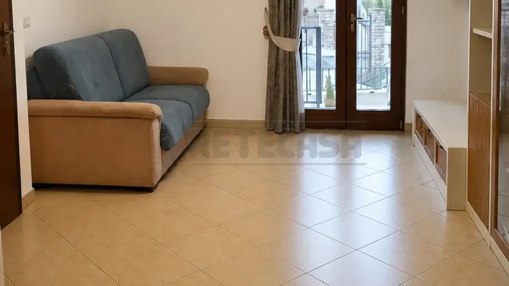 Elutuba - Ground Floor Apartment with Balcony in Scorrano