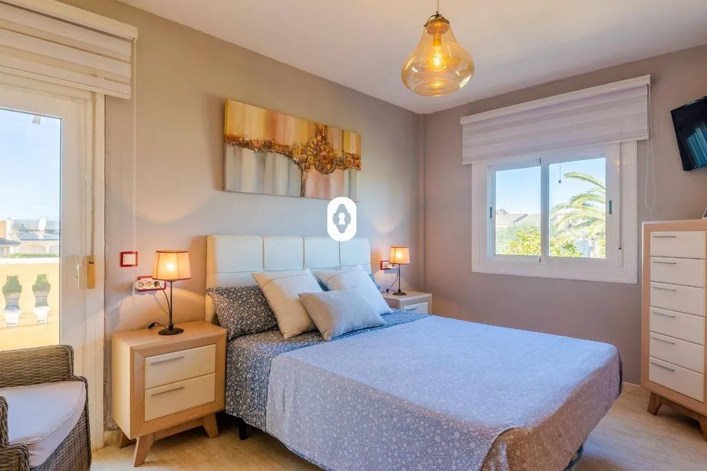 Chambres - Semi-Detached Villa with Pool in Playas de Muro