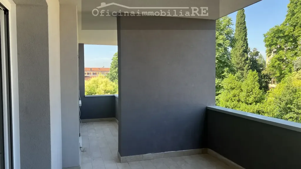 Balcon - Modern Penthouse with Terrace in Piove di Sacco