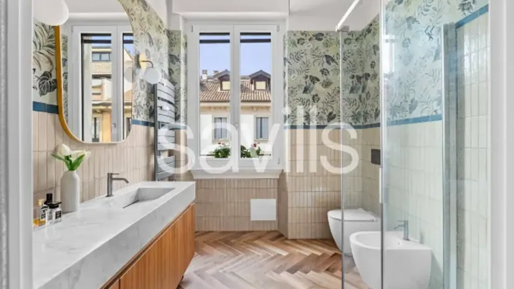 Salles de bain - Restored Triplex with Balcony in Milan