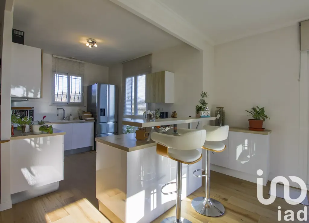 Kitchen - Individual House with Garden View in Cagnes-sur-Mer