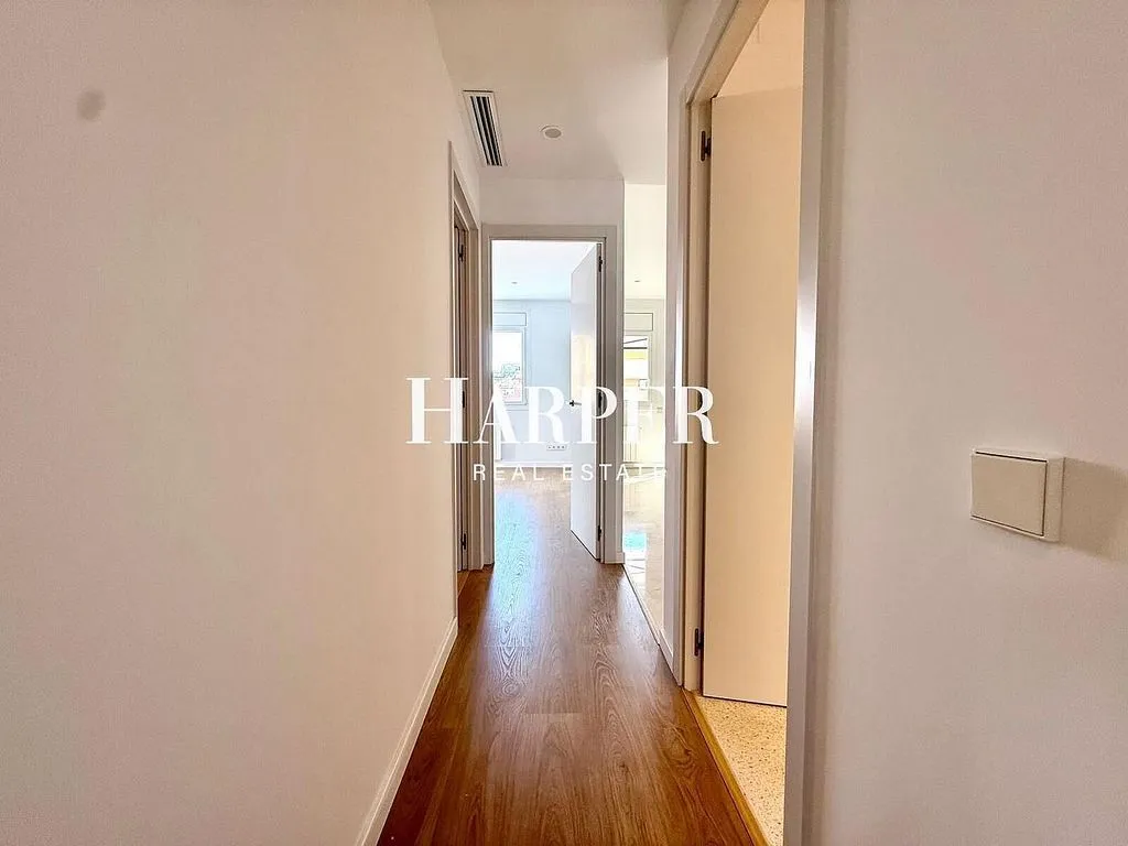hallway_entrance