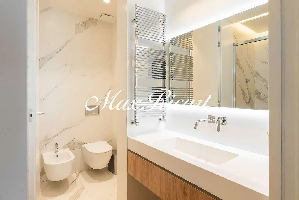 Salles de bain - Apartment with Balcony in La Dreta de l'Eixample