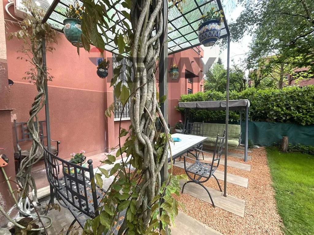 Jardin - Apartment with Private Garden in Central Arese