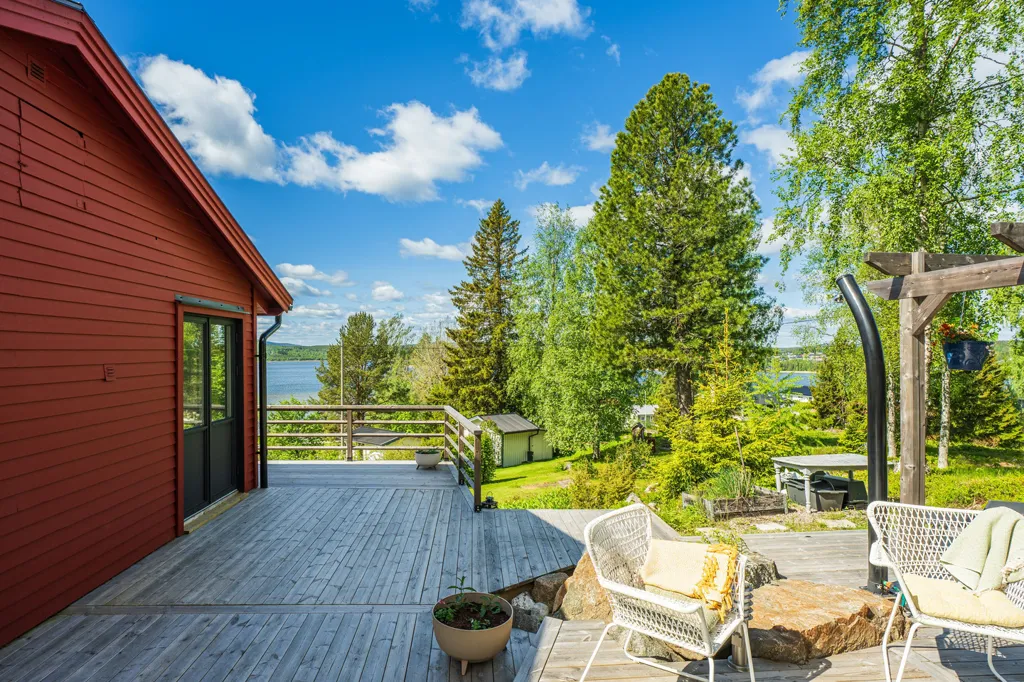 Terrasse - Seaside Villa with Garden on Dekarsön