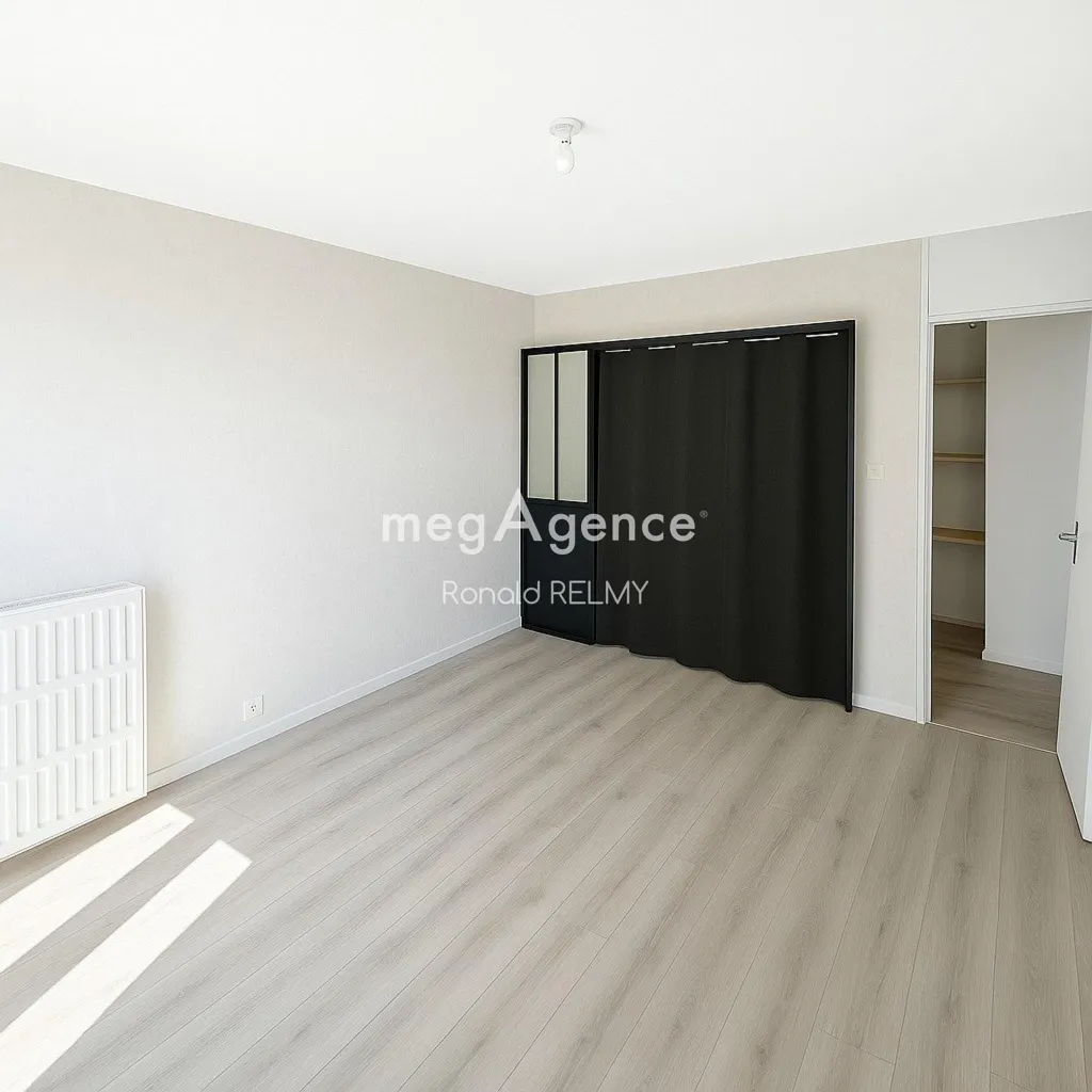 Magamistoad - Bright T5 Apartment with South-West View in Pyramides