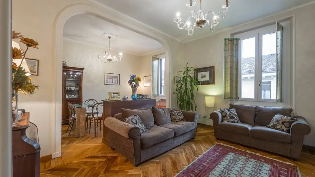 Séjour - Period Apartment with Balcony in Turin