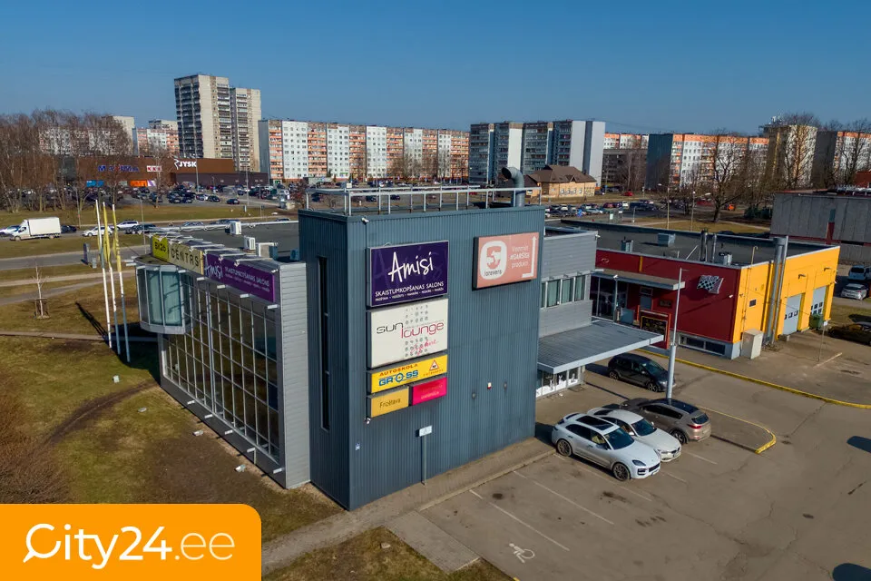Local commercial 20 pièces à Rīga