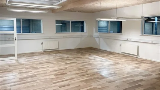 Bureau - Warehouse with Office Space in Pandrup