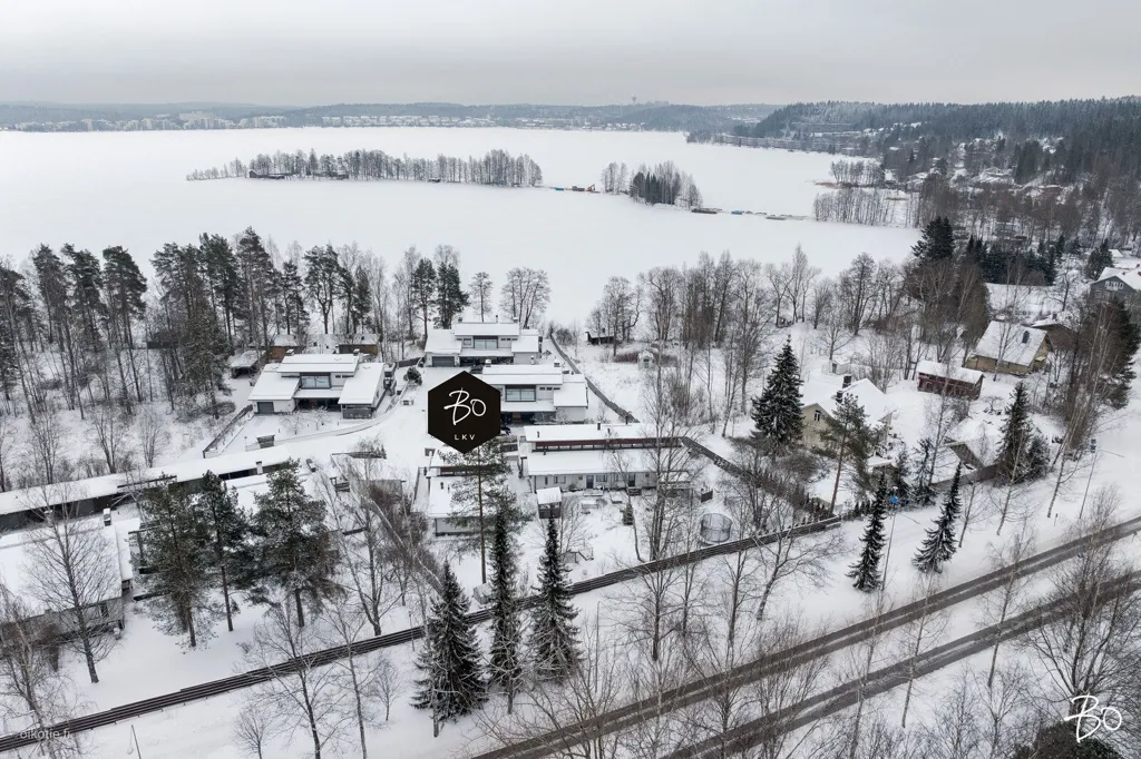 Vue aérienne - Architect-Designed House with Sauna in Jalkaranta