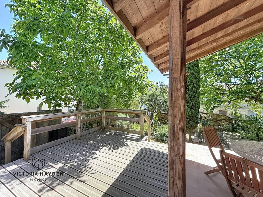 Terrasse - Maison de Caractère Rénovée à Beaumarchés