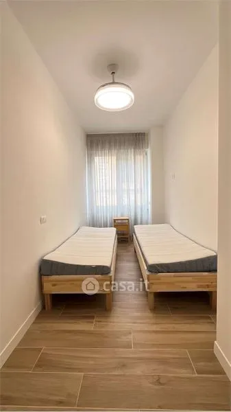 Magamistoad - Modern Flat with Balcony in Como