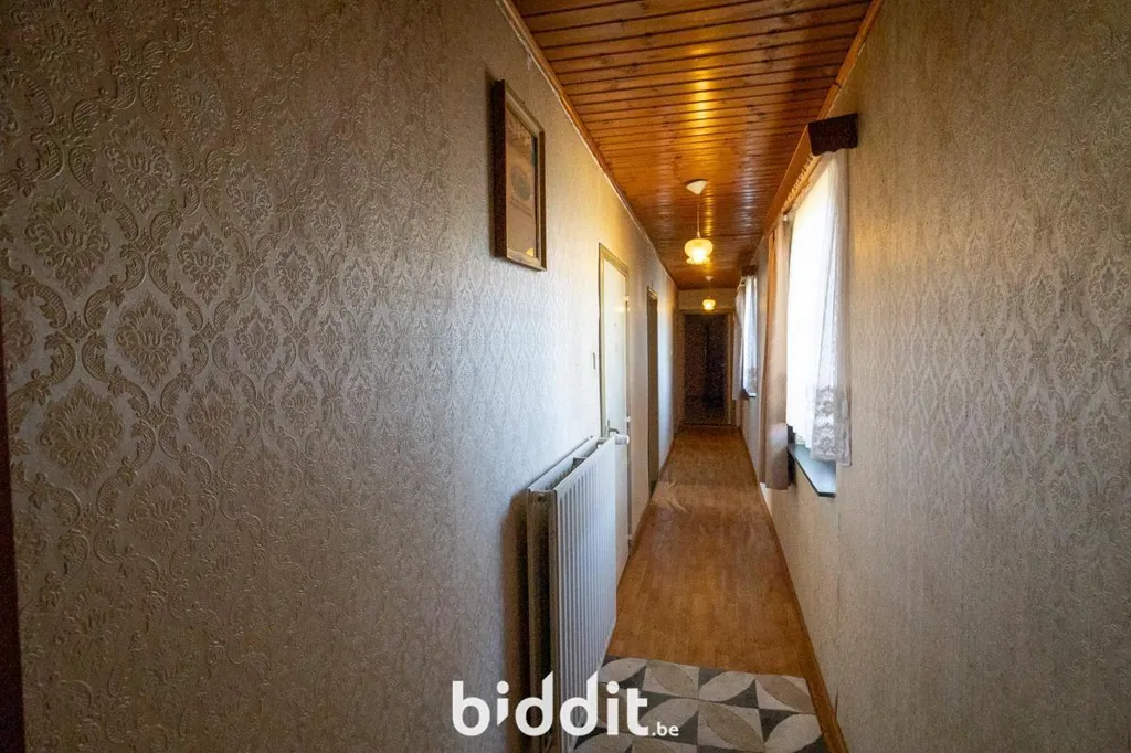 Esik - Well-located House on Large Plot in Central Area
