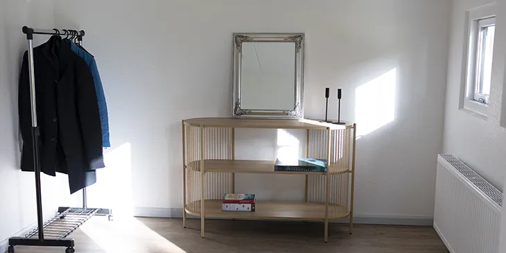 Pièces - Two-Bedroom Flat with Renovated Features in Esbjerg Ø