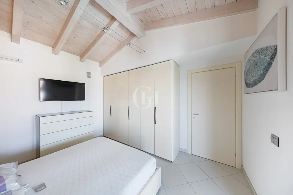 Chambres - Modern Villa with Lake View in Polpenazze