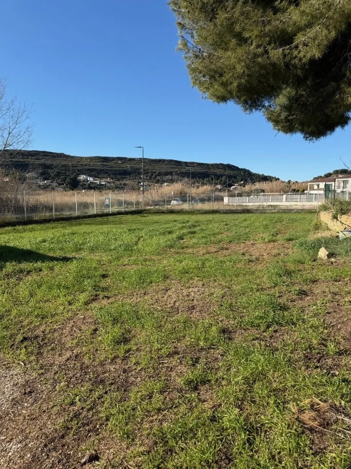 Aed - New Build House with Garden in Istres