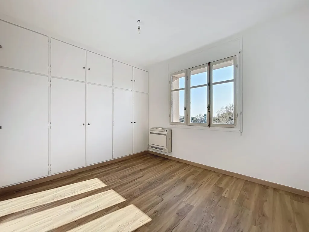 Pièces - Appartement avec Vue Mer et Terrasse à Nice-Cimiez