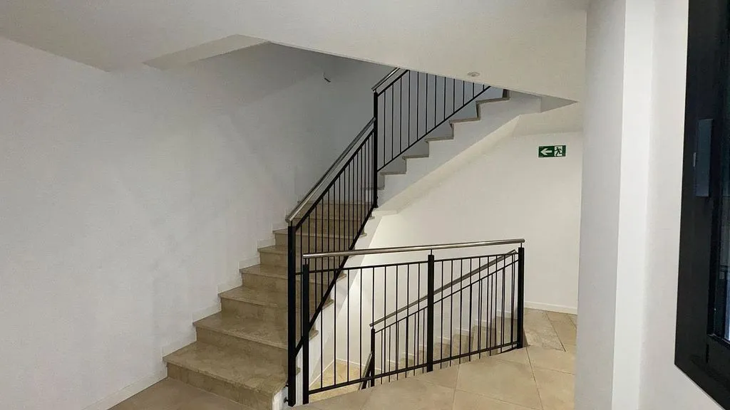 Pièces - Modern Flat with Terrace in Pineda de Mar Centre