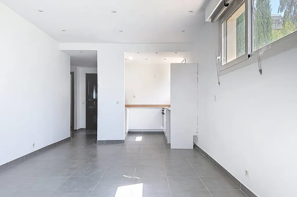 Toad - Sea View Apartment in Nice