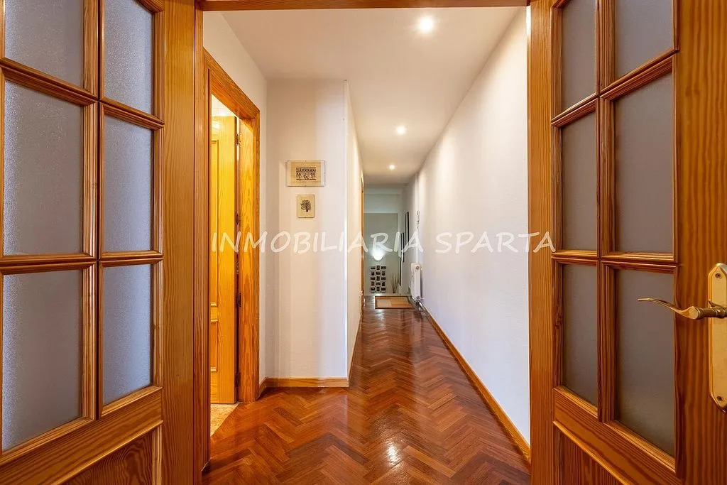 Entrée - Charming Duplex with Terrace in City Centre
