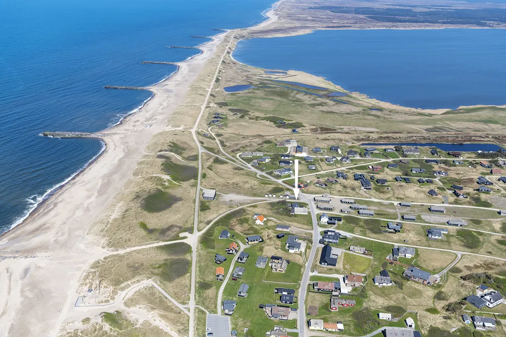Vue aérienne - Conservation-Grade Lighthouse Farmhouse on West Coast