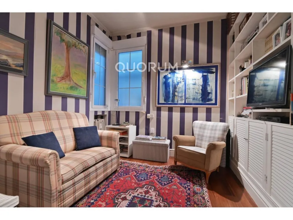 Séjour - Señorial Flat with Park Views in Abando, Bilbao