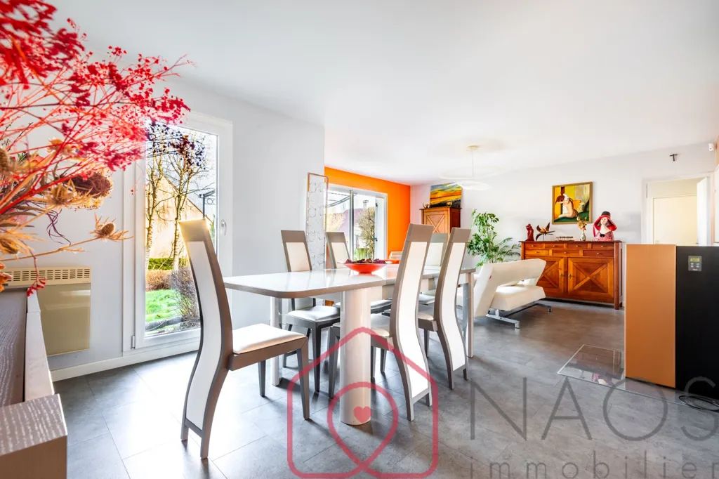 Maison 6 pièces à VAUHALLAN