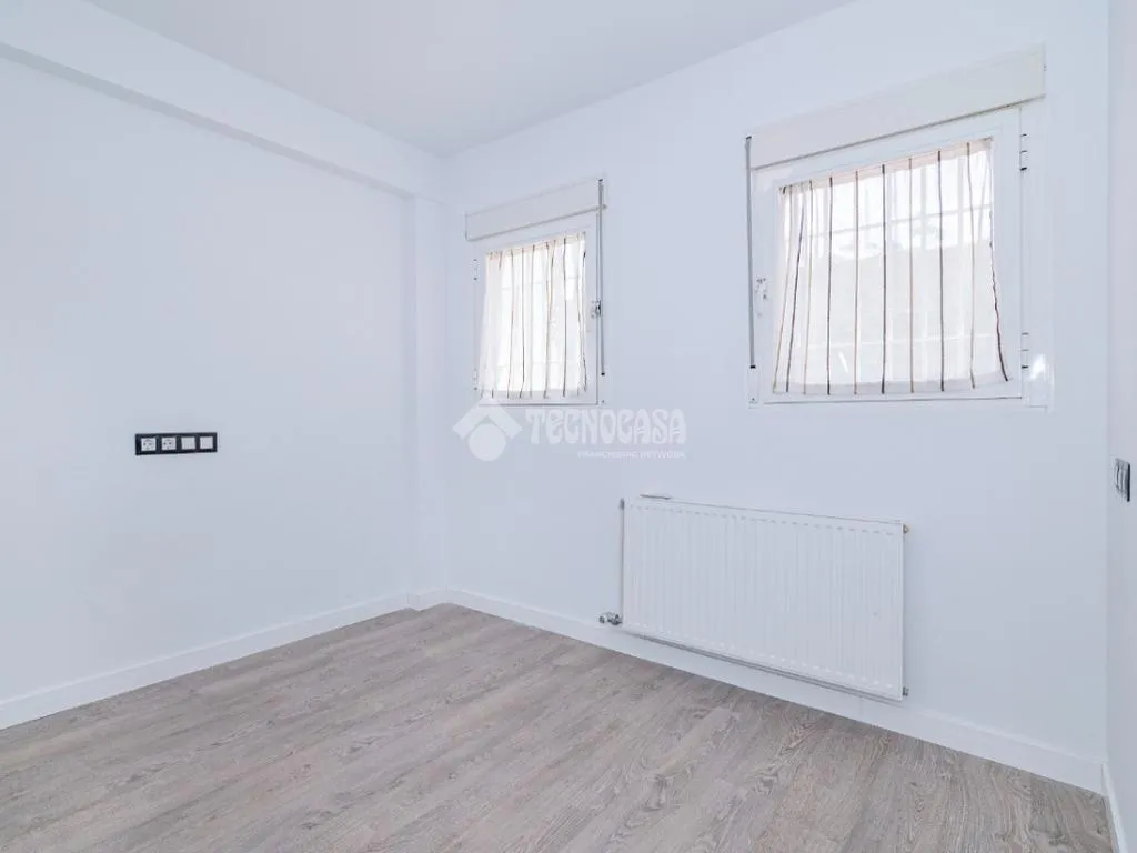 Stanze - Fully Renovated Duplex with Patio in Granada