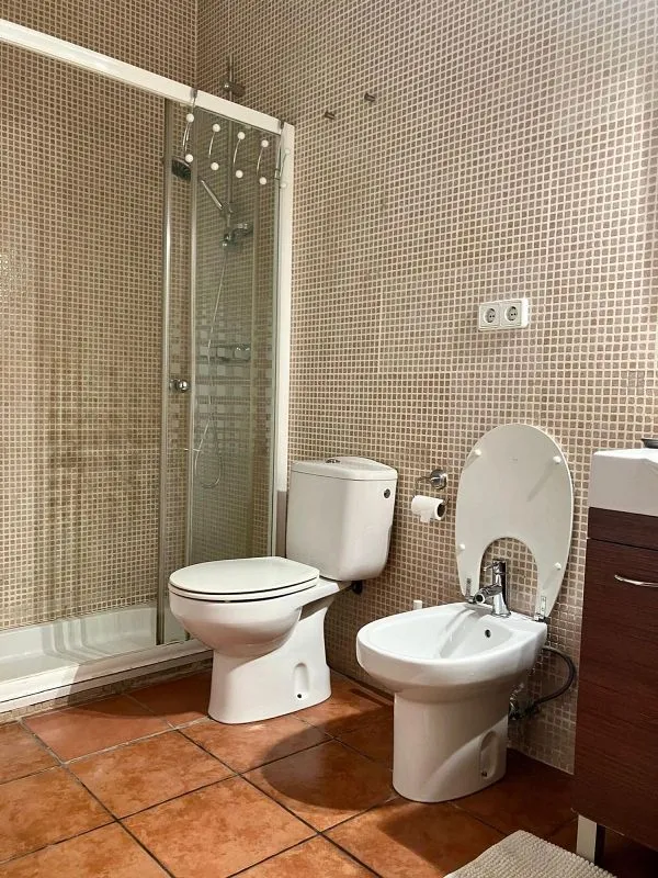 Bagni - Modernised Studio with Terrace in Poble Sec, Barcelona