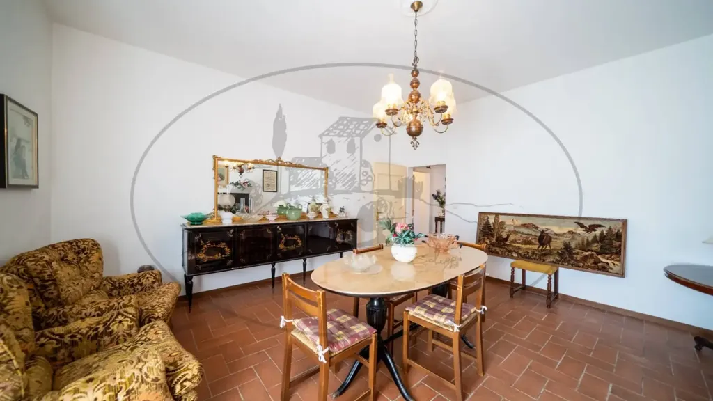 Söögituba - Rustic Farmhouse with Multiple Uses in Figline Valdarno