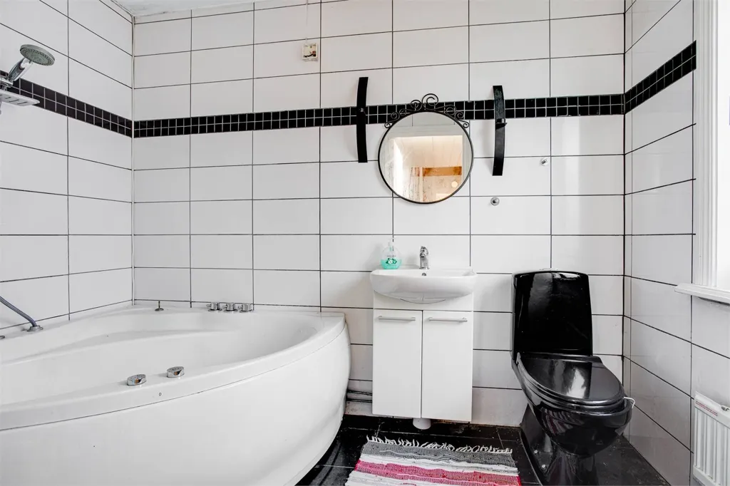 5-toaline maja asukohas Nora kommun