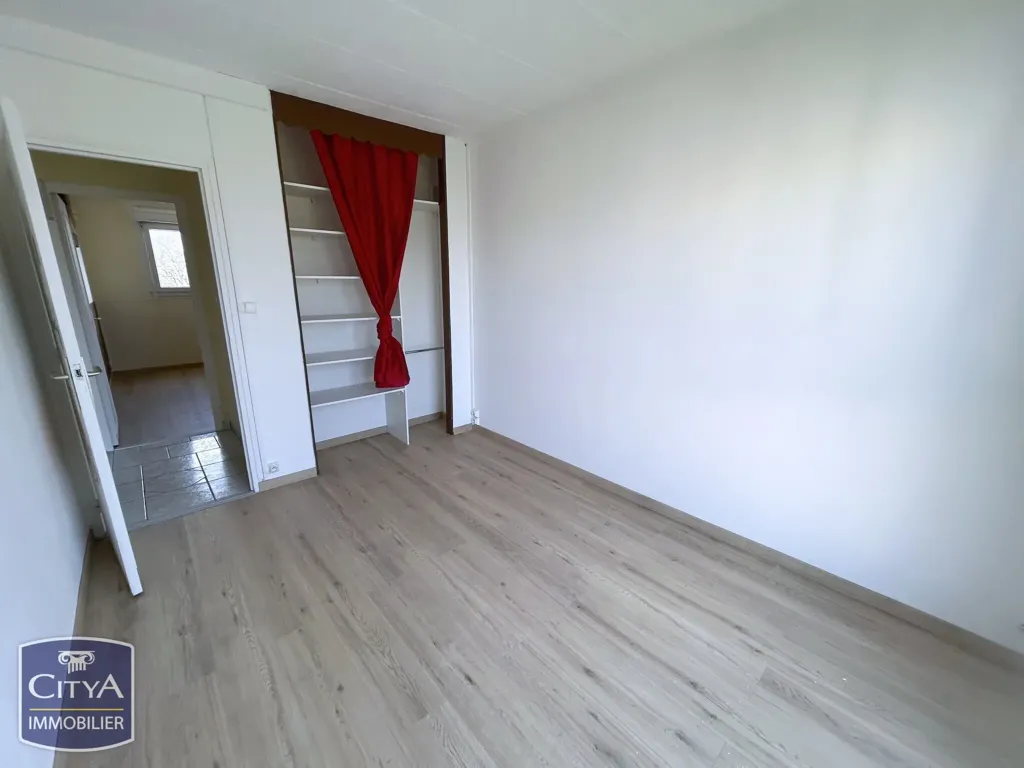 Pièces - Appartement lumineux avec 3 chambres au sud du Mans