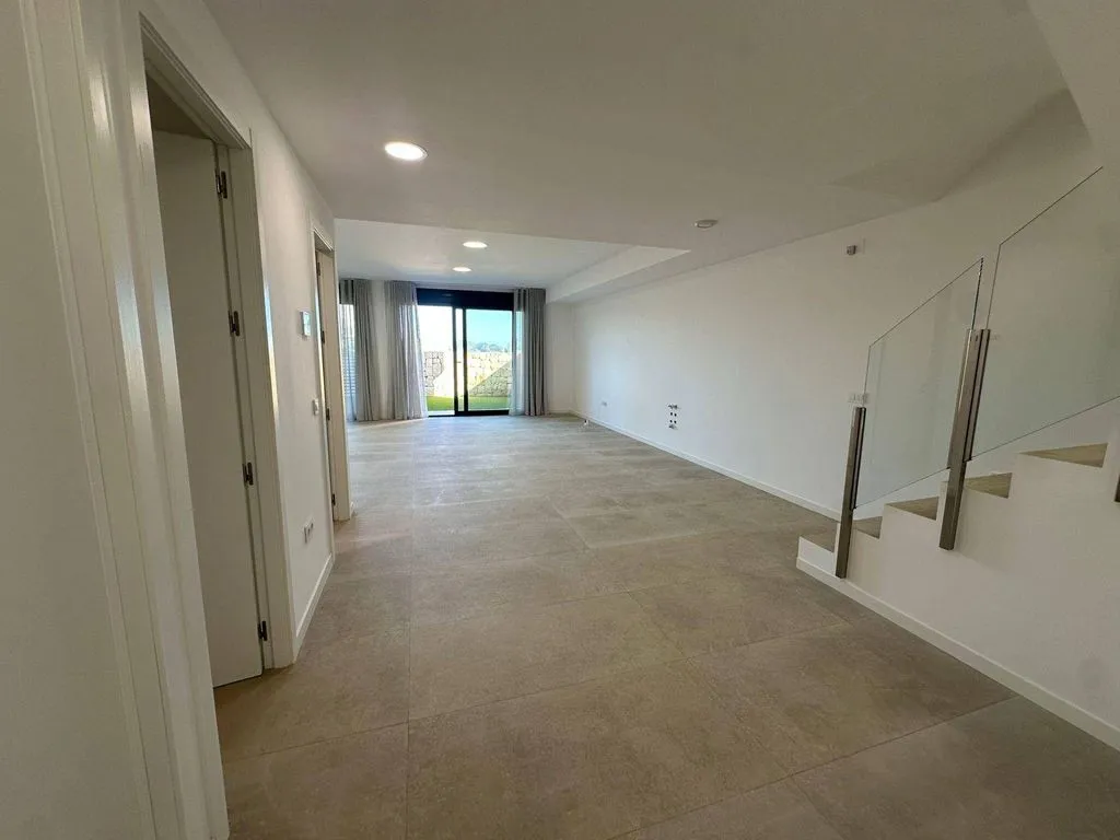 Luxury Duplex with Sea Views in Finestrat