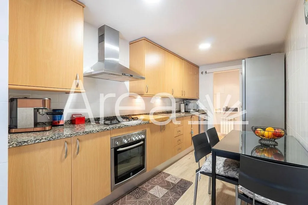 Apartment with Terrace in Parc Central, Mataró