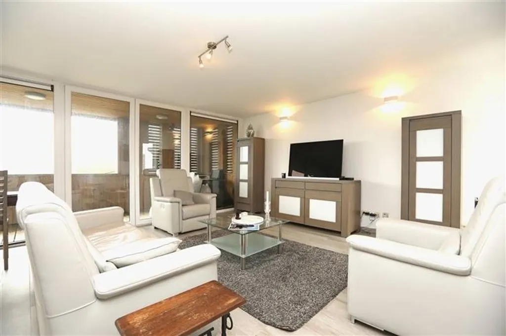 Elutuba - Apartment with Terrace in Bertrix Centre