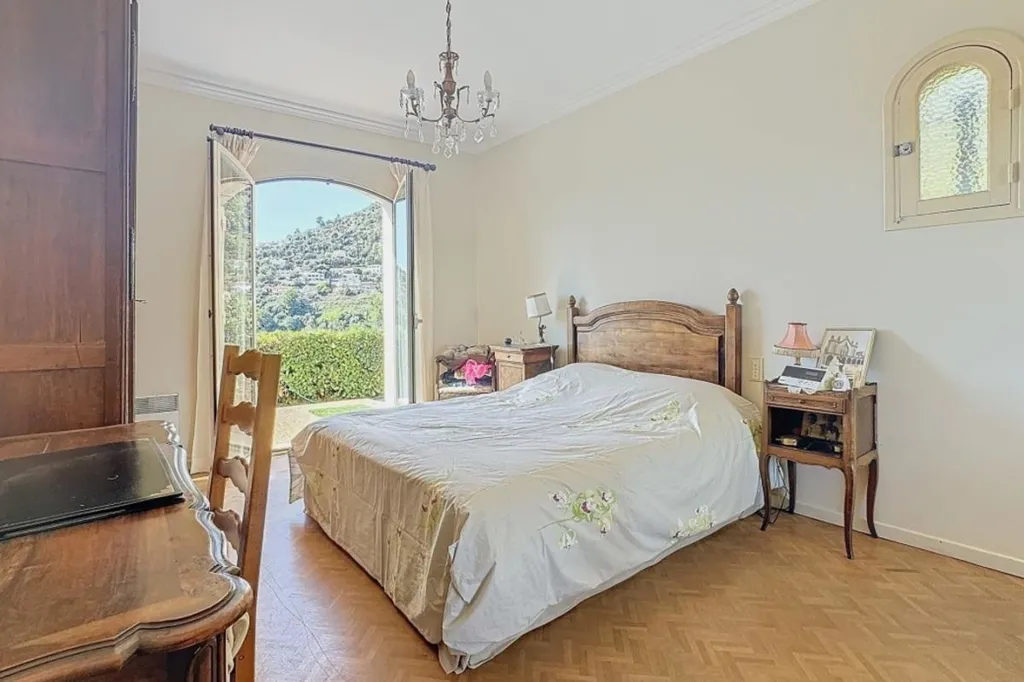 Chambres - Villa avec Piscine au Calme à Falicon